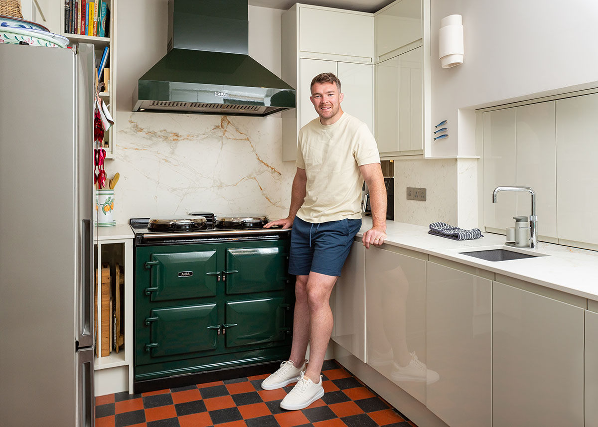 Peter O’Mahony and his AGA eR7 electric range cooker 